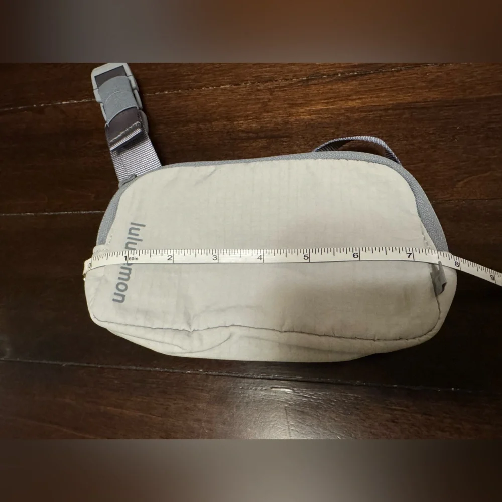 NWOT Lululemon Everywhere Mini Belt Bag Gray Ripstop Adjustable LU9BJ9S - Picture 2 of 6